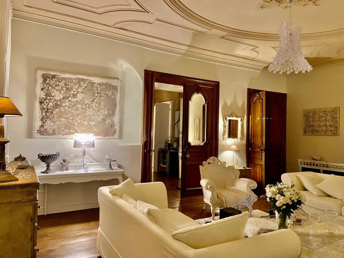 Vieille Rose Villa นีออร์ ภายนอก รูปภาพ